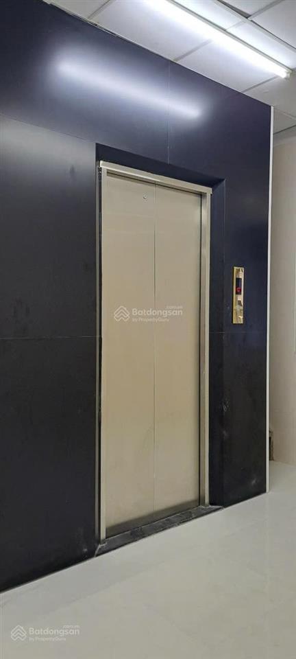 Chính chủ gửi cho thuê nhà góc 2 mặt tiền 1b đề thám, q1, 5x12m, trệt 4 lầu tm, 0908 140 ***