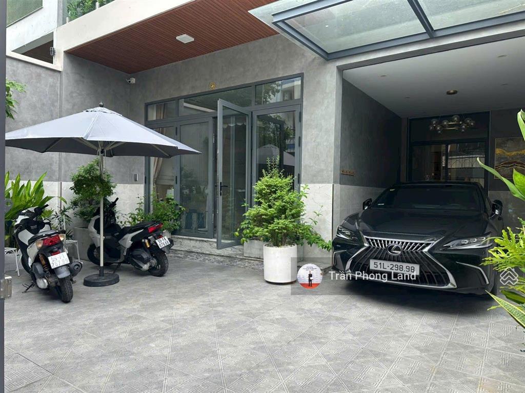 Chính chủ gửi bán nhà hẻm xe hơi 101/62 nguyễn chí thanh, p9, q5, 8x19.3m, trệt 3 lầu, 0938 140 ***