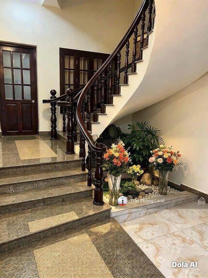 Chính chủ cho thuê nhà mặt tiền 35 thân nhân trung, p13, q. tân bình, 6x28m, trệt 3 lầu, 0908 140 ***