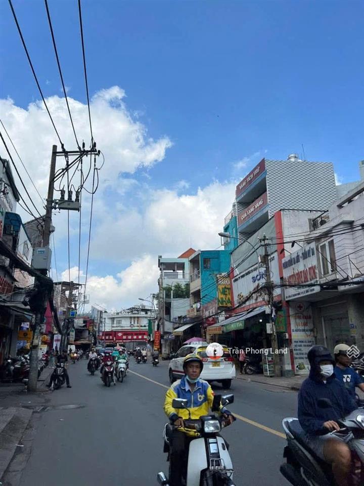 Chính chủ gửi cho thuê nhà mặt tiền 372 lê quang định, p11, q. bình thạnh, 4x17.5m, 0908 140 ***