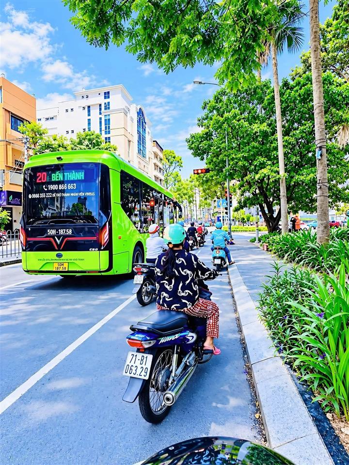Chính chủ gửi cho thuê nhà mặt tiền 28 nguyễn cư trinh, p. phạm ngũ lão, q1, 4.7x27m, 0908 140 ***