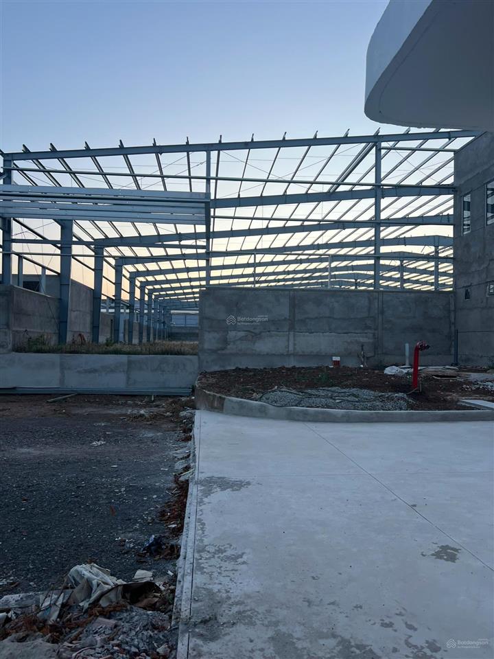 Cho thuê nhà xưởng 12.600m2 tại kcn đất đỏ  vị trí chiến lược  0978 627 ***