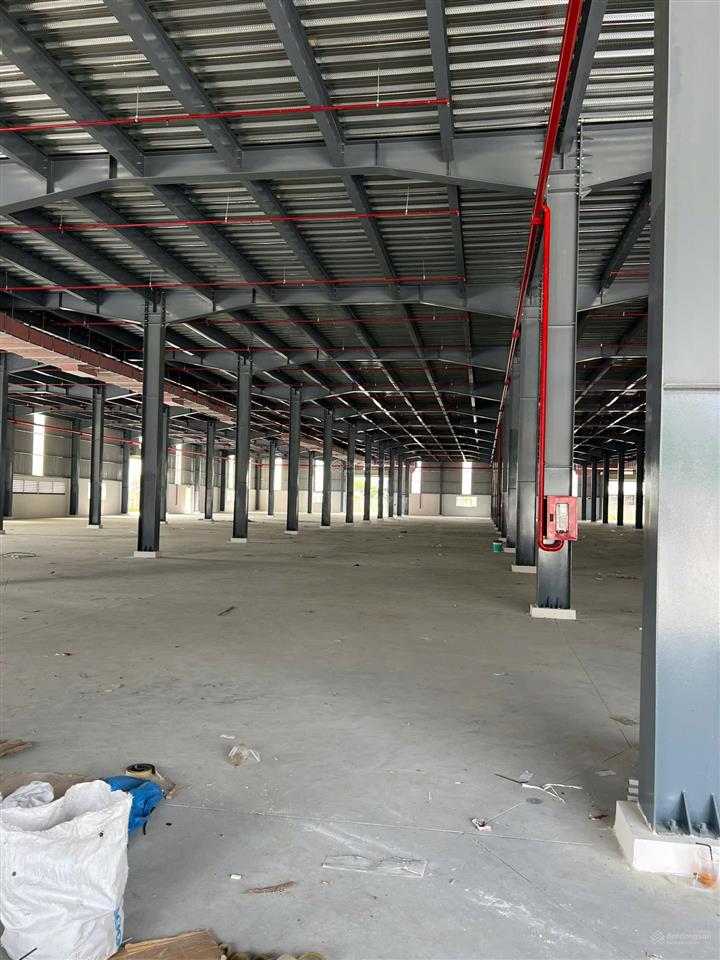 Cho thuê kho xưởng kcn việt nam singapore  tổng khuôn viên 20.000m2  0978 627 ***