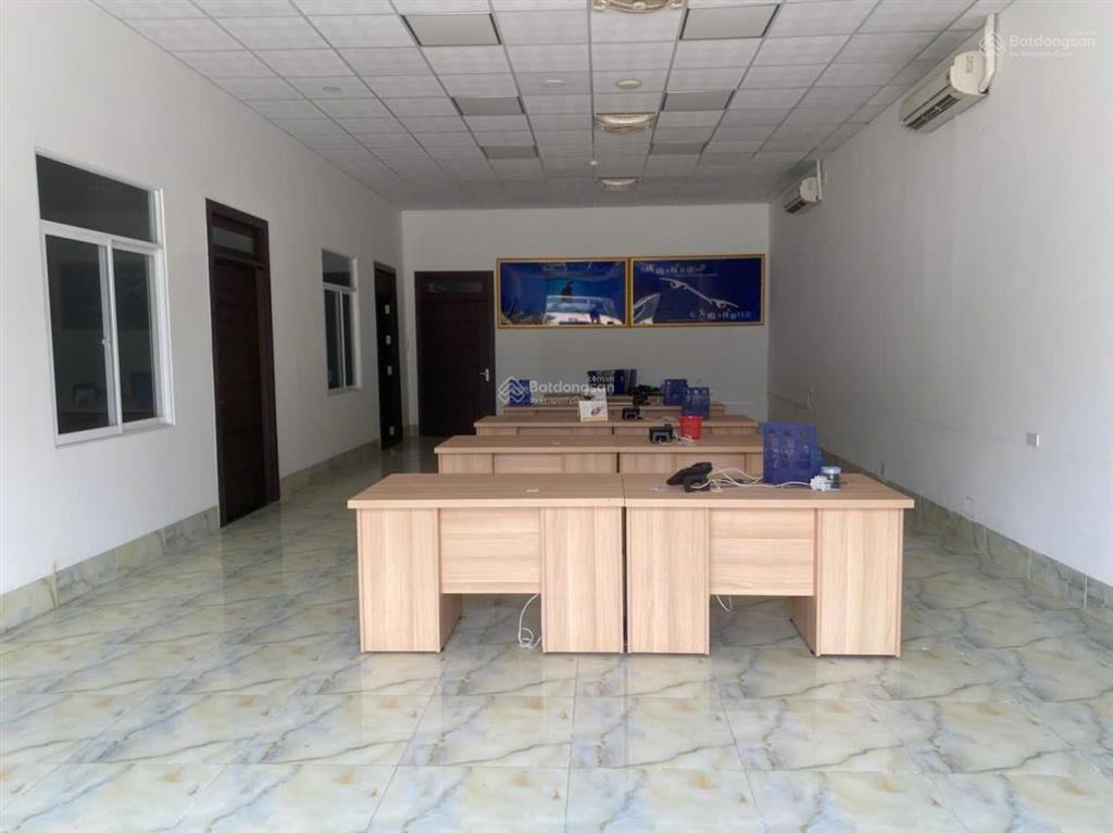 Cho thuê nhà xưởng 7.777m2 khuôn viên 10.000m2, có lầu,  0978 627 ***