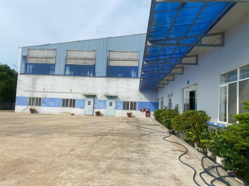 Cho thuê nhà xưởng 7.777m2 khuôn viên 10.000m2, có lầu,  0978 627 ***