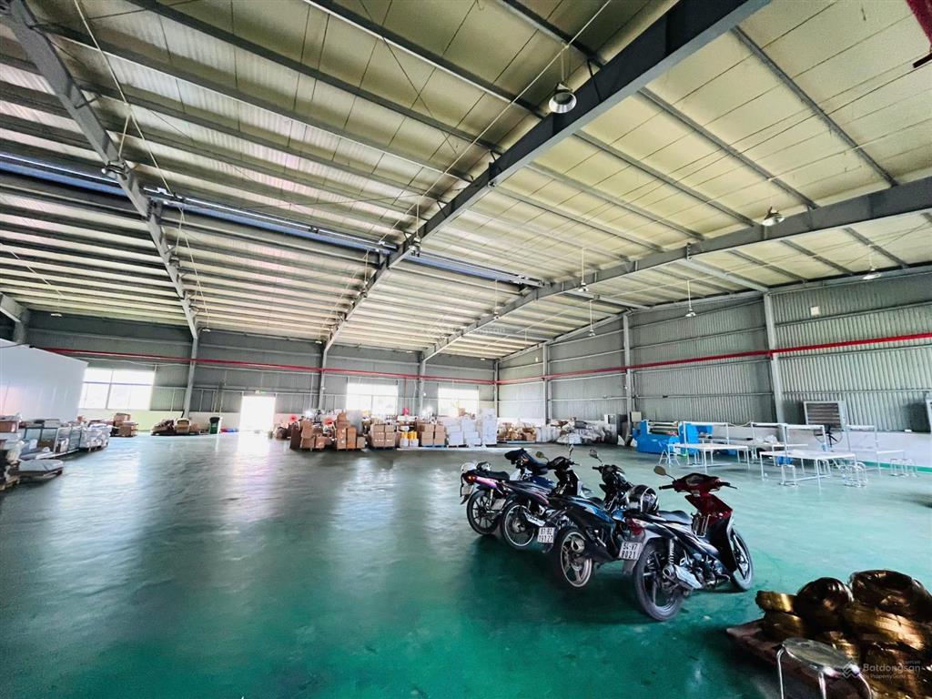 Cho thuê xưởng 20.000m2, tổng diện tích 35.000m2, pccc tự động, điện 1000kva, giá chỉ 79.038 vnd/m2