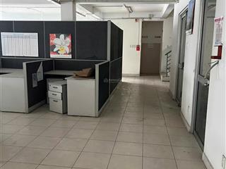 Xưởng cho thuê tân uyên 5.600m², nền chịu tải 750kg/m², thang máy 3.5 tấn