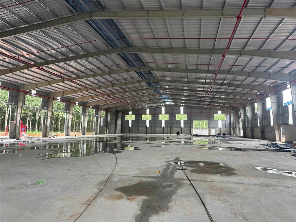 Cho thuê nhà xưởng, tổng khuôn viên 15.000m2, nhà xưởng 8.500 kcn tân đô long an, 097862788