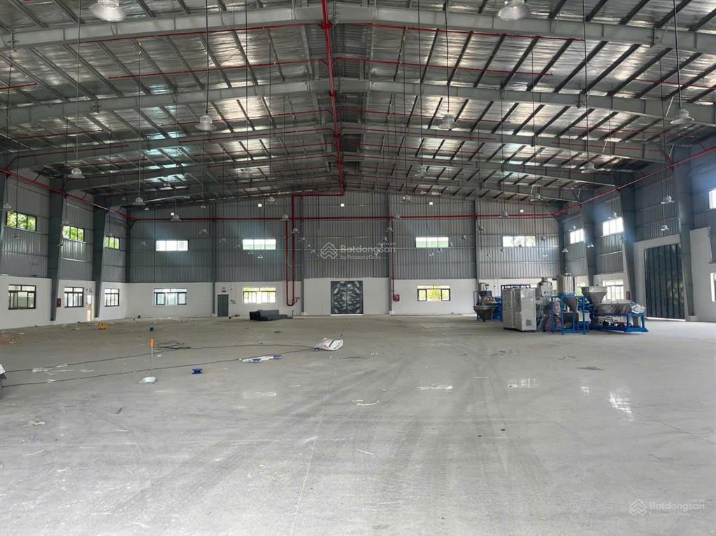 Cần cho thuê khu nhà xưởng mới 100% tổng khuôn viên 9.000  0978 627 ***