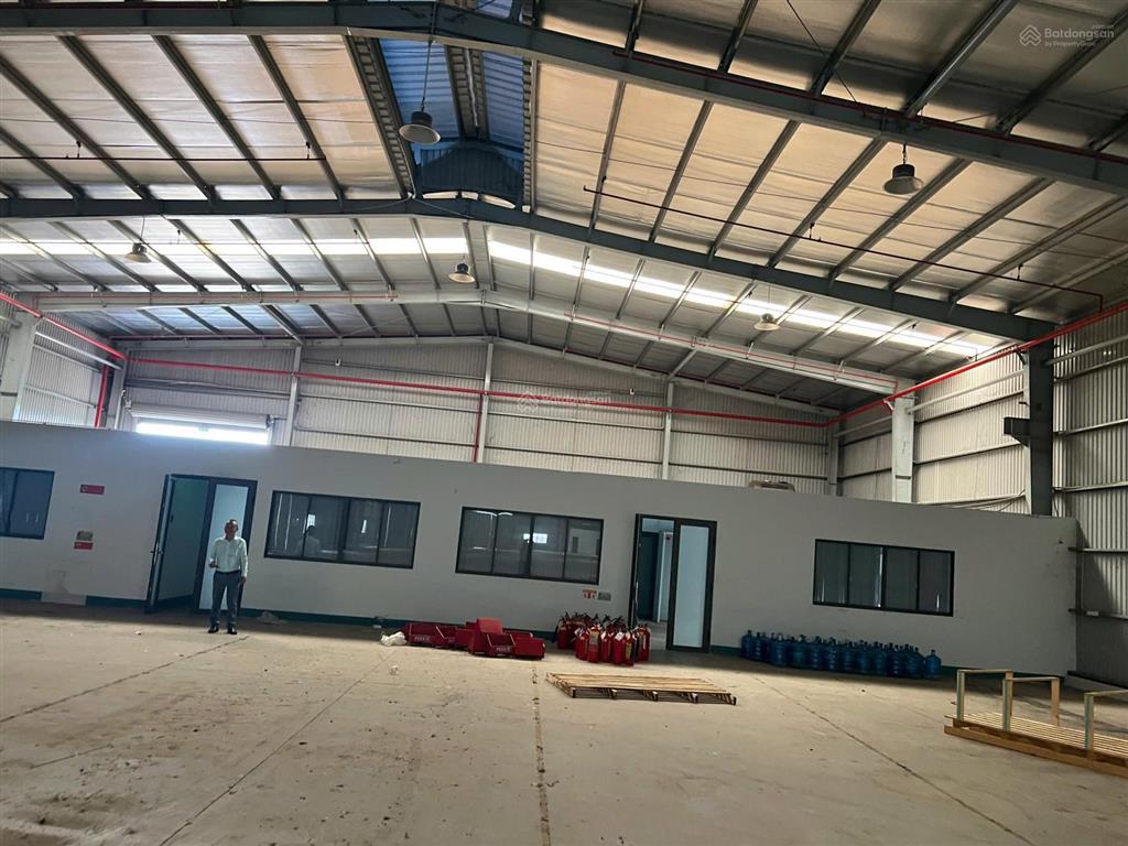 Cho thuê khu nhà xưởng tổng khuôn viên 5.000m2, khu công nghiệp đồng nai mr. thái 0978 627 ***