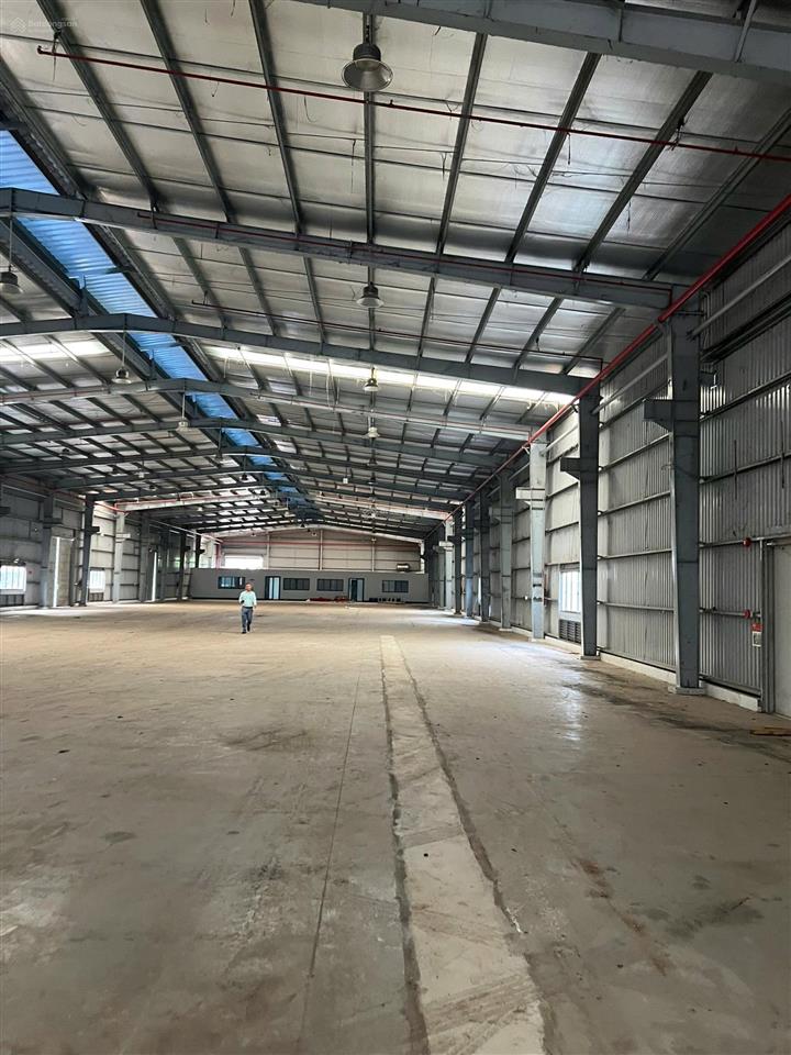 Cho thuê khu nhà xưởng tổng khuôn viên 5.000m2, khu công nghiệp đồng nai mr. thái 0978 627 ***