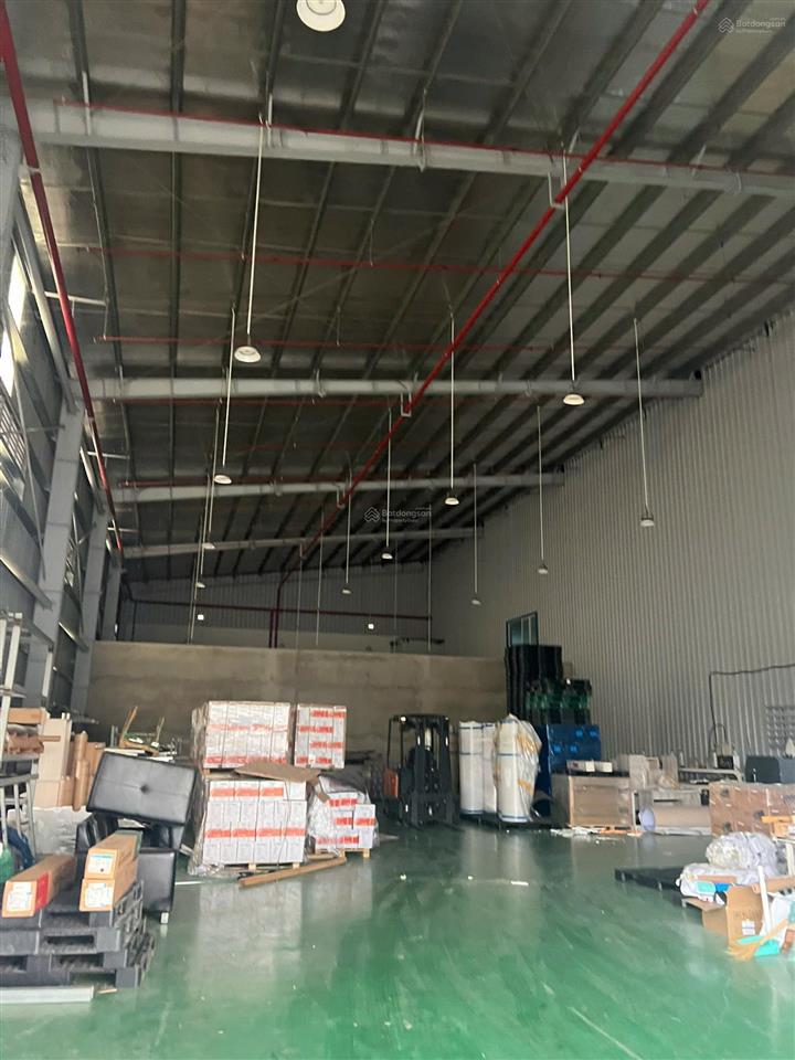 Cho thuê khu nhà xưởng, tổng khuôn viên 9.500m2 tại khu công nghiệp nhơn trạch, đồng nai