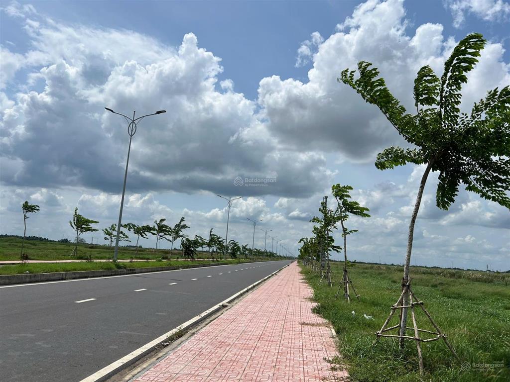Cần bán đất khu công nghiệp phú thuận, bến tre diện tích 20.000m2