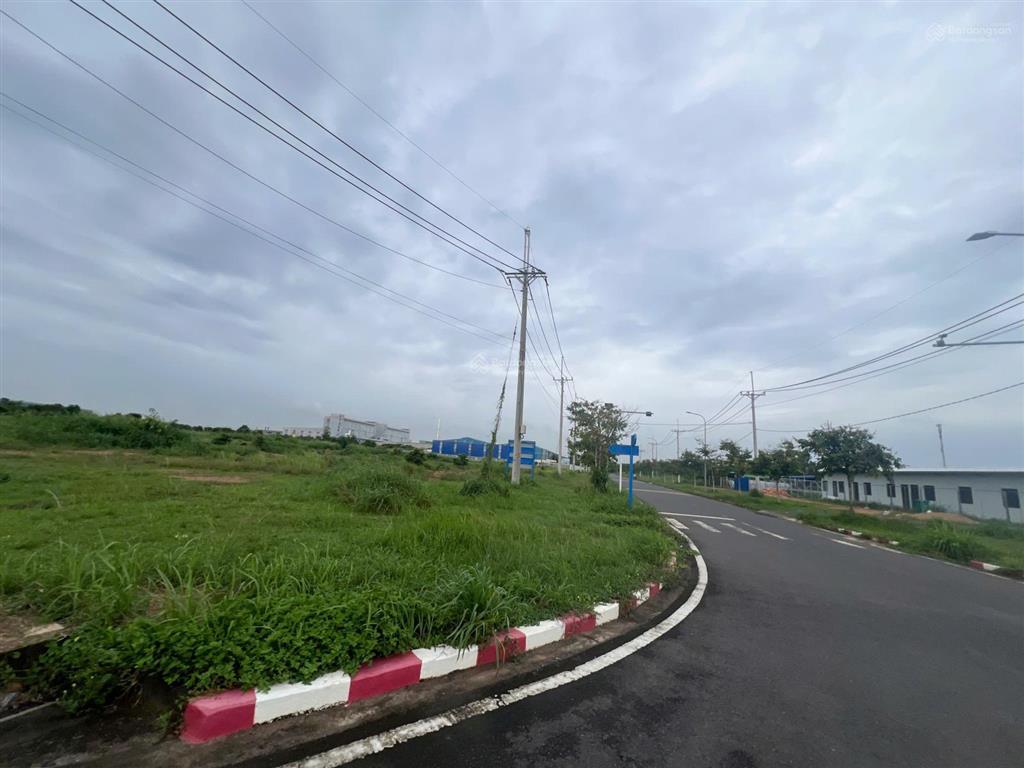 Cần bán 10 mẫu đất kcn long giang & tân hương đất trả tiền một lần