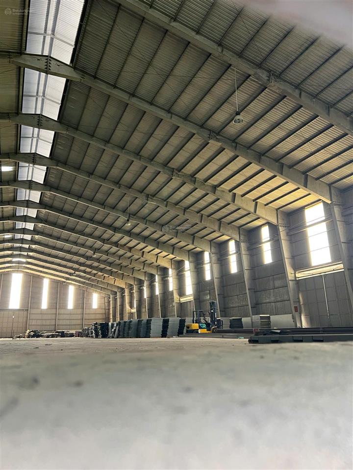Bán khu nhà xưởng 26.000m2 ven sông tiền, nhà xưởng 11.000m2, giá 200 tỷ thương lượng