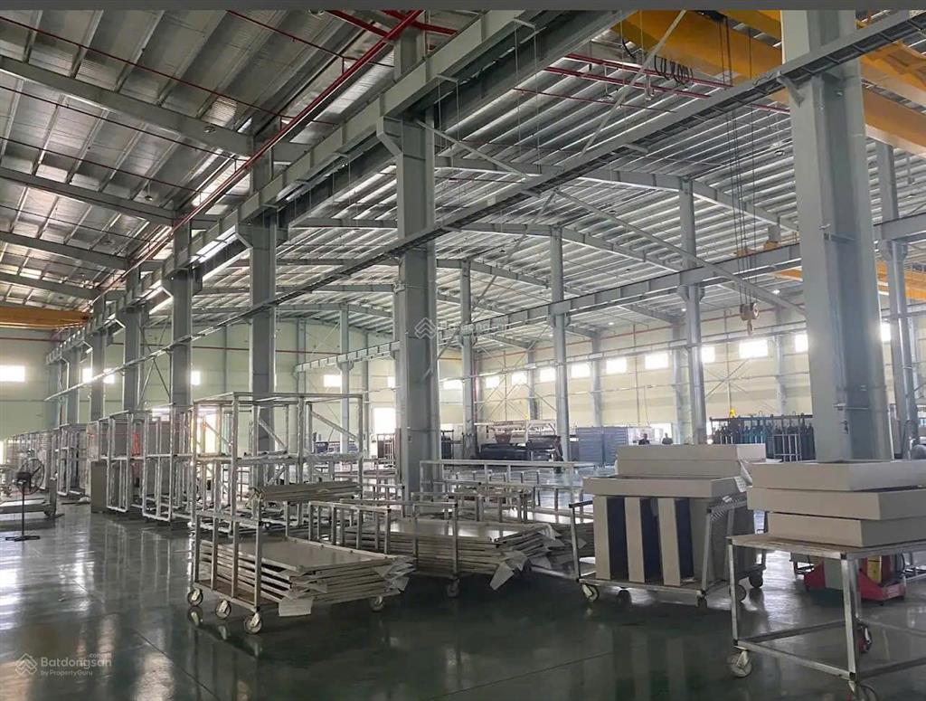 Xưởng mới đẹp, khuôn viên 13.000m² nhà xưởng 7.500m², văn phòng 800m², giá thương lượng