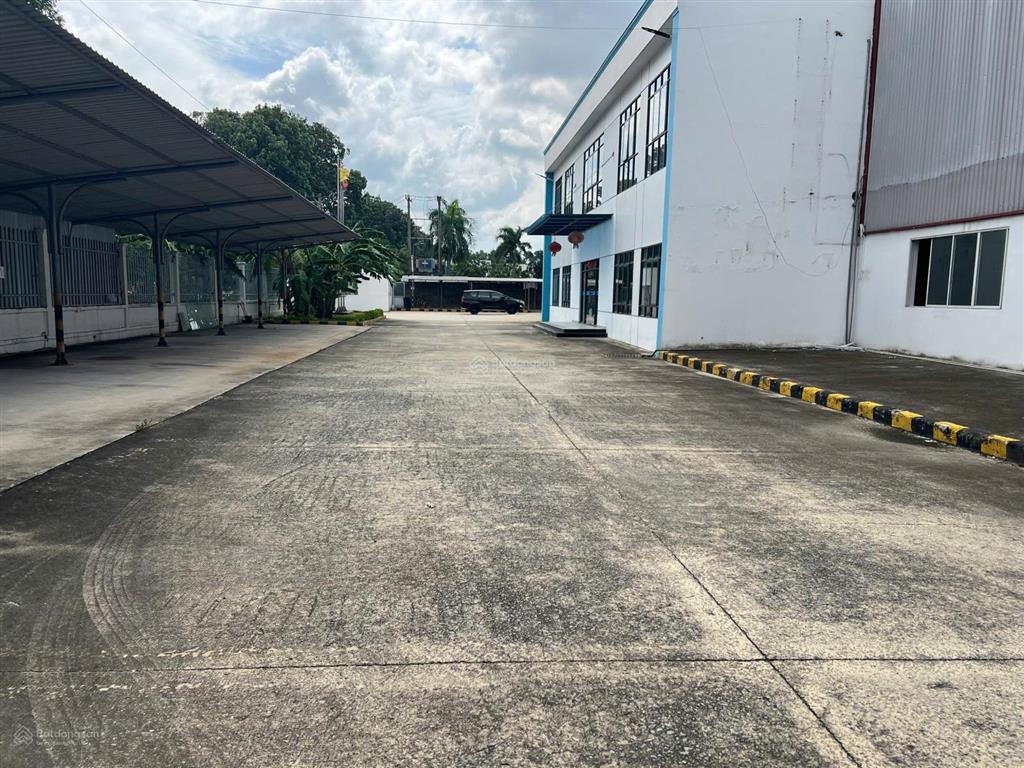 Bán nhà xưởng 13.500m², khuôn viên 19.500m² tại kcn mỹ phước bến cát, bình dương