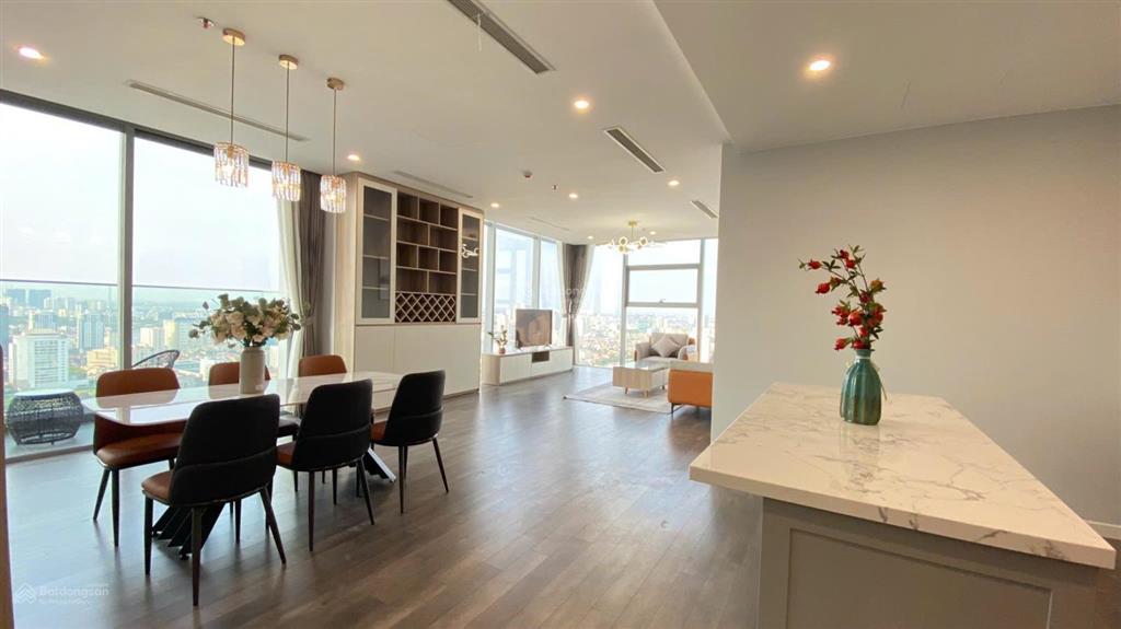 Cho thuê căn 3 phòng ngủ đủ đồ tại hateco laroma giá 24 tr/th, vào ở ngay