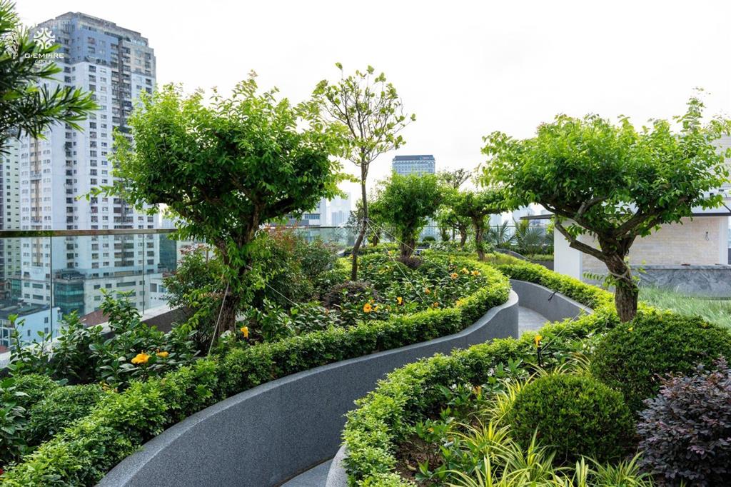 Chính chủ bán căn 2pn, 2wc full đồ cao cấp tại the gloria, sổ hồng. giá chỉ 8,3 tỷ