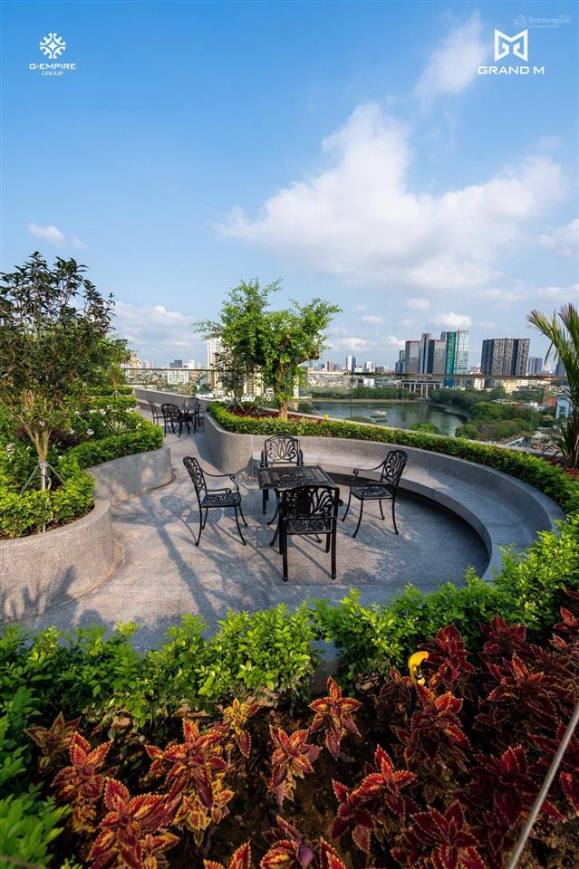 Chính chủ bán căn 2pn, 2wc full đồ cao cấp tại the gloria, sổ hồng. giá chỉ 8,3 tỷ