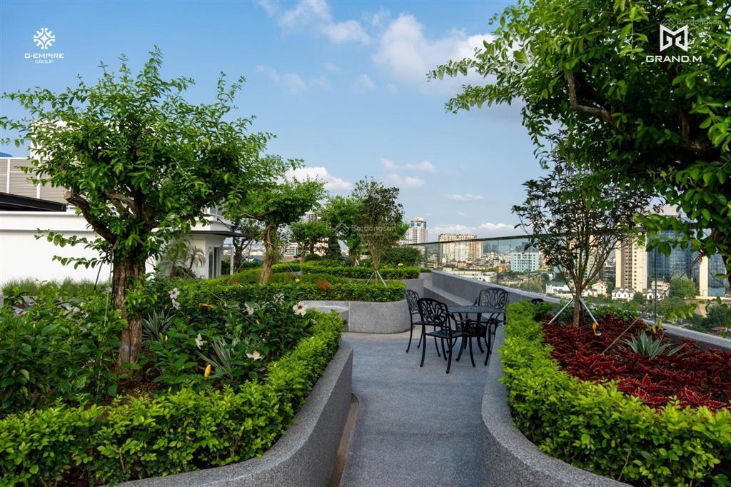 Chính chủ bán căn 2pn, 2wc full đồ cao cấp tại the gloria, sổ hồng. giá chỉ 8,3 tỷ