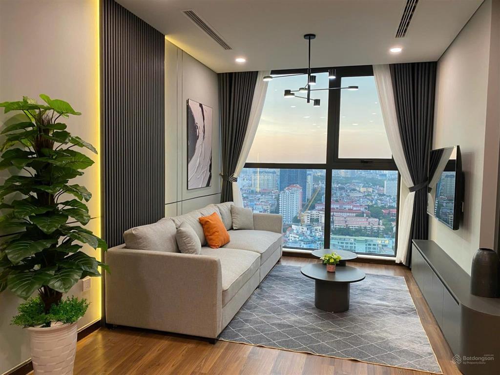 Cho thuê căn hộ home city trung kính, 2 phòng ngủ, 2wc đủ đồ 15 tr/th,  0911 400 ***