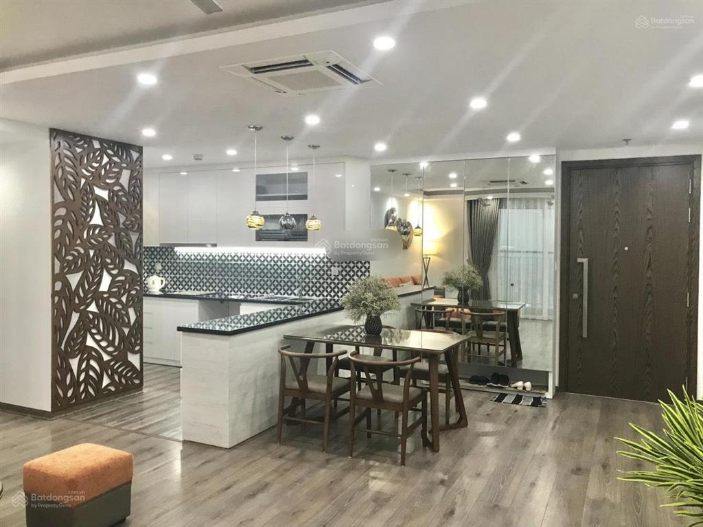 Cho thuê căn hộ discovery central 67 trần phú, 2 phòng ngủ đủ đồ, giá 17 tr/th