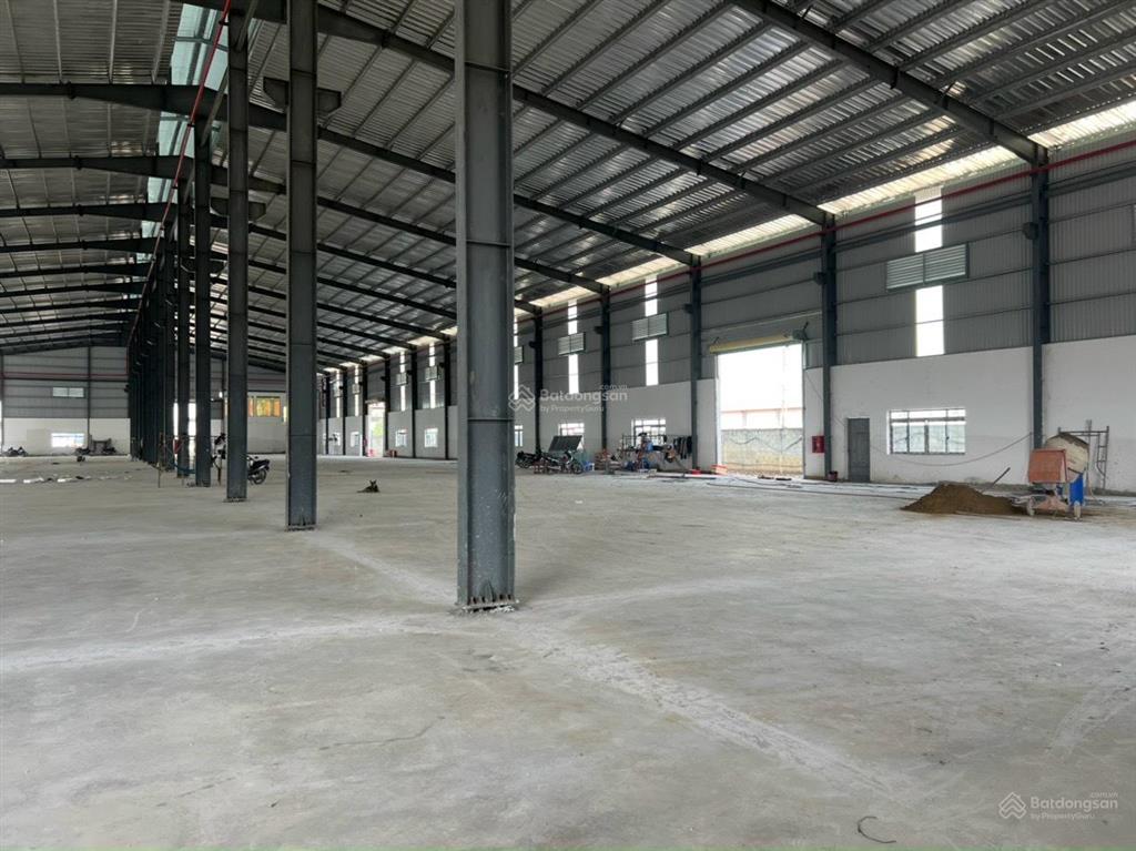 Giá siêu tốt  cho thuê kho xưởng long biên, cách aeon 1km, dt 800m2, giá chỉ 110k/m2