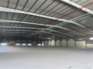 Giá siêu tốt  cho thuê kho xưởng long biên, cách aeon 1km, dt 800m2, giá chỉ 110k/m2