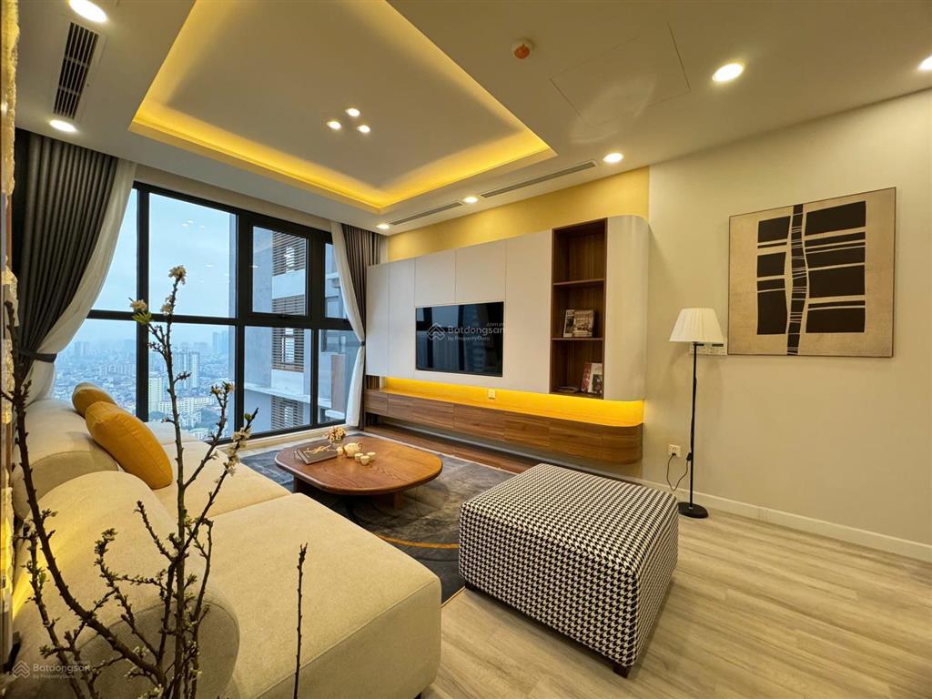 Cho thuê căn hộ 3 phòng ngủ tại platinum nguyễn công hoan full đồ, tầng trung