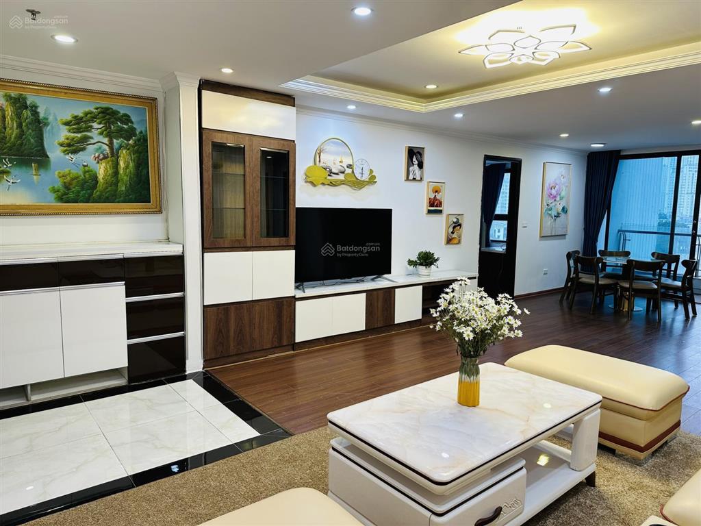 Cho thuê căn hộ 2pn đủ đồ, giá 11,5 tr/th vào luôn tại riverside 349 vũ tông phan
