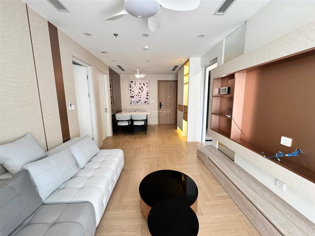 Cho thuê căn hộ discovery central 67 trần phú, 1 phòng ngủ, giá 14 tr/th