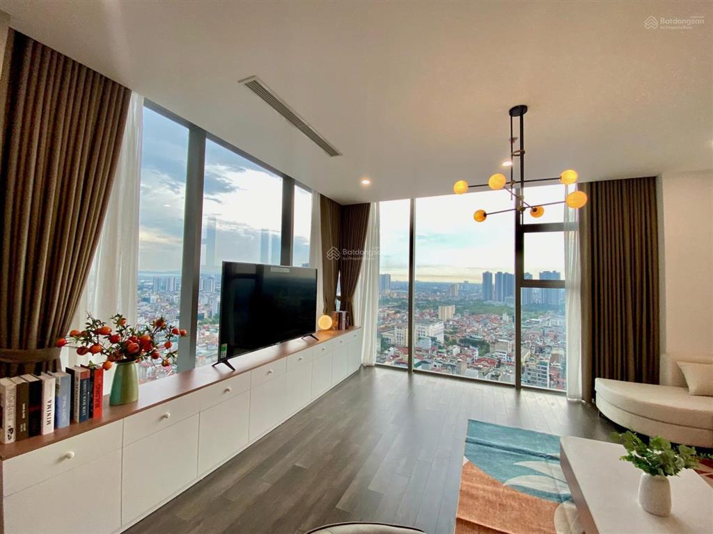Cho thuê căn 3 phòng ngủ, 115m2, đủ đồ tại hateco laroma giá 24 tr/th, vào ở ngay