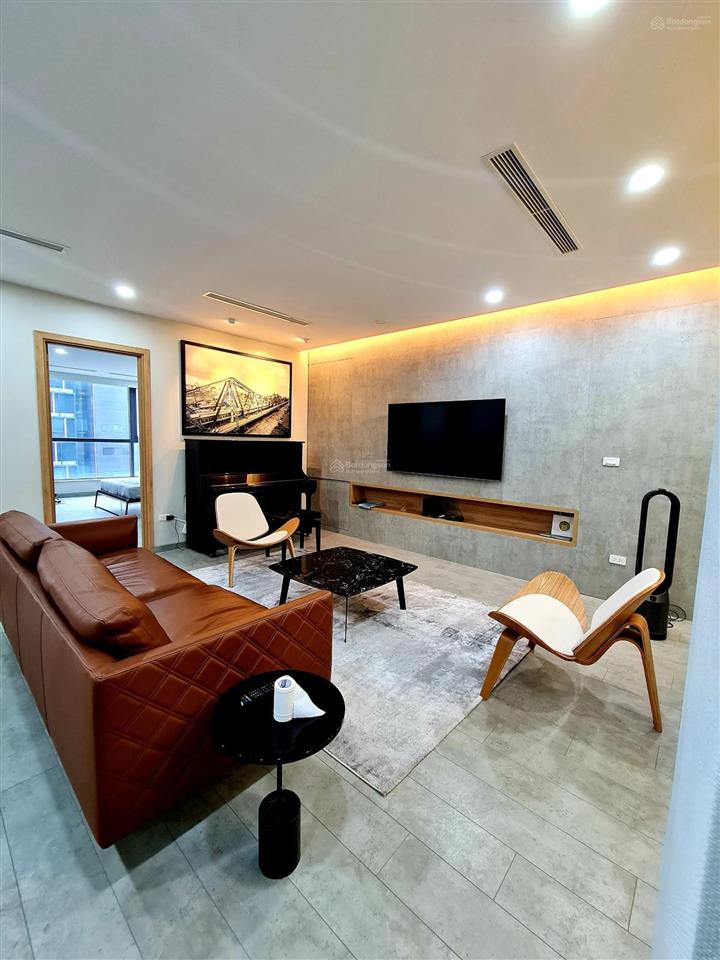 Chính chủ cho thuê căn hộ ngọc khánh plaza, 2 phòng ngủ đủ đồ 16 tr/th, view đẹp