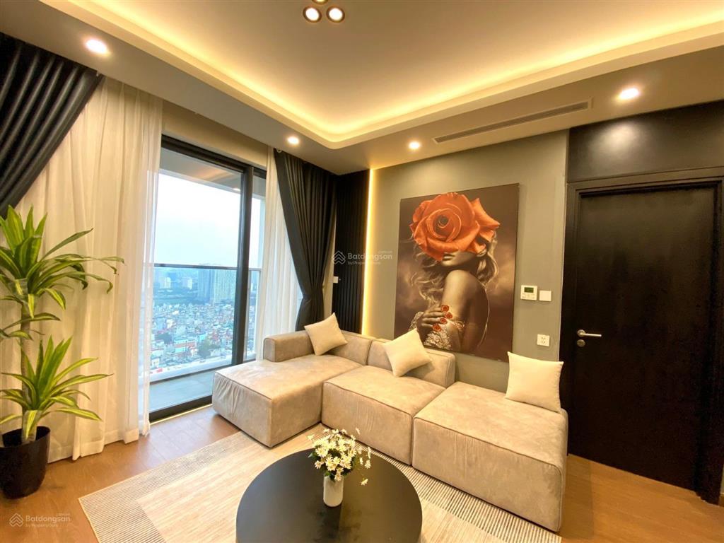 Cho thuê căn hộ vinhomes nguyễn chí thanh, 1pn, 55m2, giá 16 tr/th.  0911 400 ***, vào ở ngay