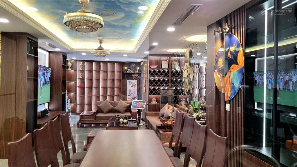 Hot  cho thuê căn hộ vinhomes nguyễn chí thanh, 3pn, giá 24 triệu/th.  0911 400 ***