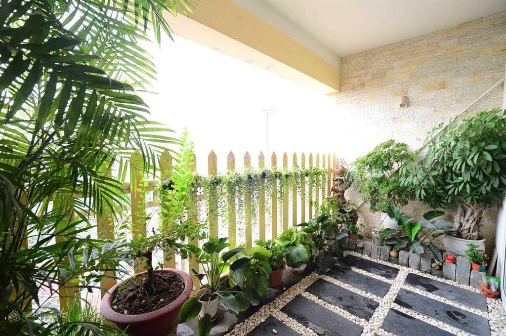 Cho thuê căn hộ 3 phòng ngủ, tại 27 huỳnh thúc kháng, full nội thất giá 17 tr/tháng