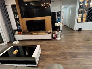 Cho thuê căn hộ 2pn đủ đồ, giá 12,5 tr/th vào ở ngay tại riverside 349 vũ tông phan