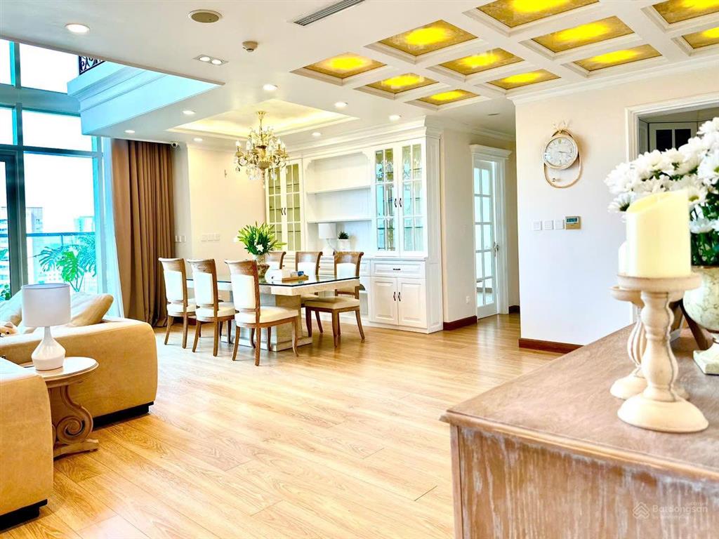 Cho thuê căn hộ 29t1 hoàng đạo thúy, 155m, 3 pn đủ đồ giá thuê 20 tr/th, vào ở ngay