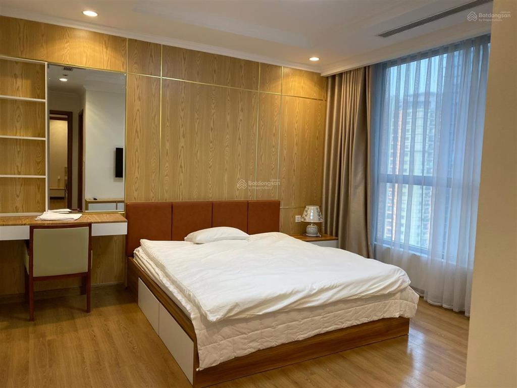 Cho thuê căn hộ n04 hoàng đạo thúy, 3 pn đủ đồ giá thuê 20 tr/th, tầng cao view đẹp