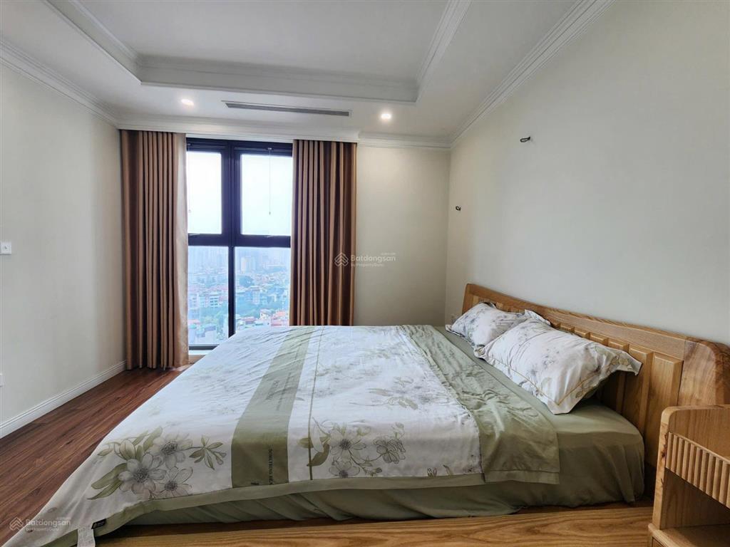 Cho thuê tại hapulico complex, 2 phòng ngủ đủ đồ giá 15 tr/th.  0911 400 ***