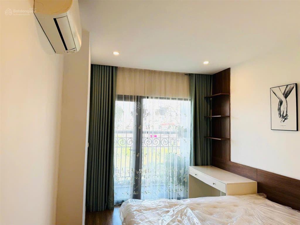 Cho thuê căn hộ 2 ngủ chung cư the terra 83 hào nam, đủ đồ giá 18 tr/th