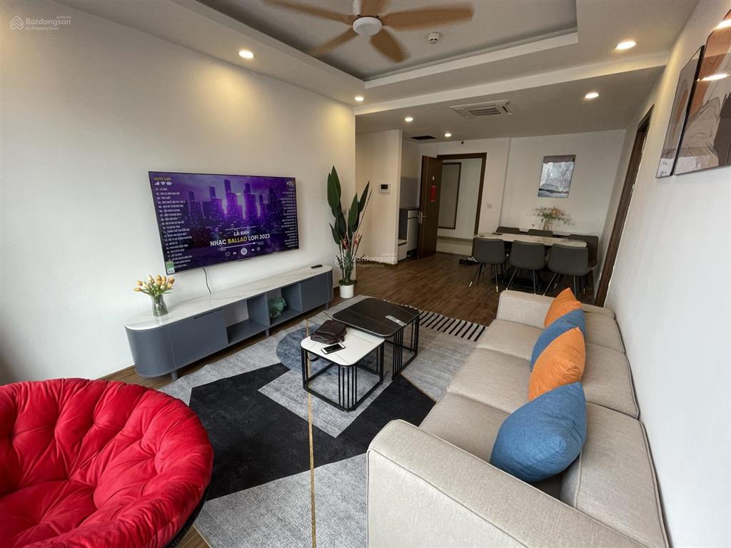 Cho thuê căn góc golden palm, 127m, 3 phòng ngủ, tầng cao, view thành phố,  0911 400 ***