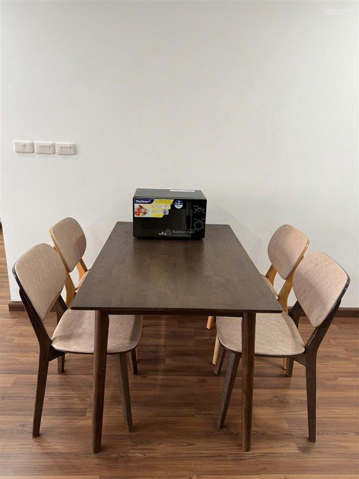 Cho thuê căn hộ 3 pn đủ đồ tại hồ gươm plaza, giá 15 tr/th, vào ở ngay