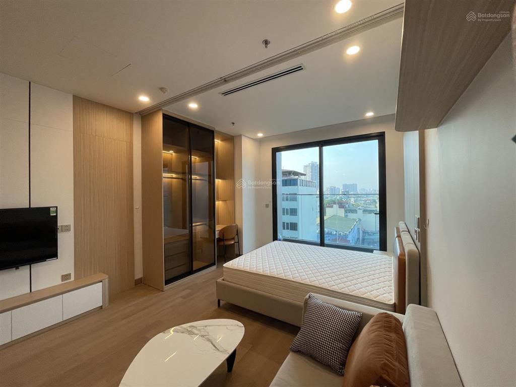 Cho thuê căn 1 ngủ tại the ninety complex  90 láng, miễn phí dv, giá từ 11 tr/th