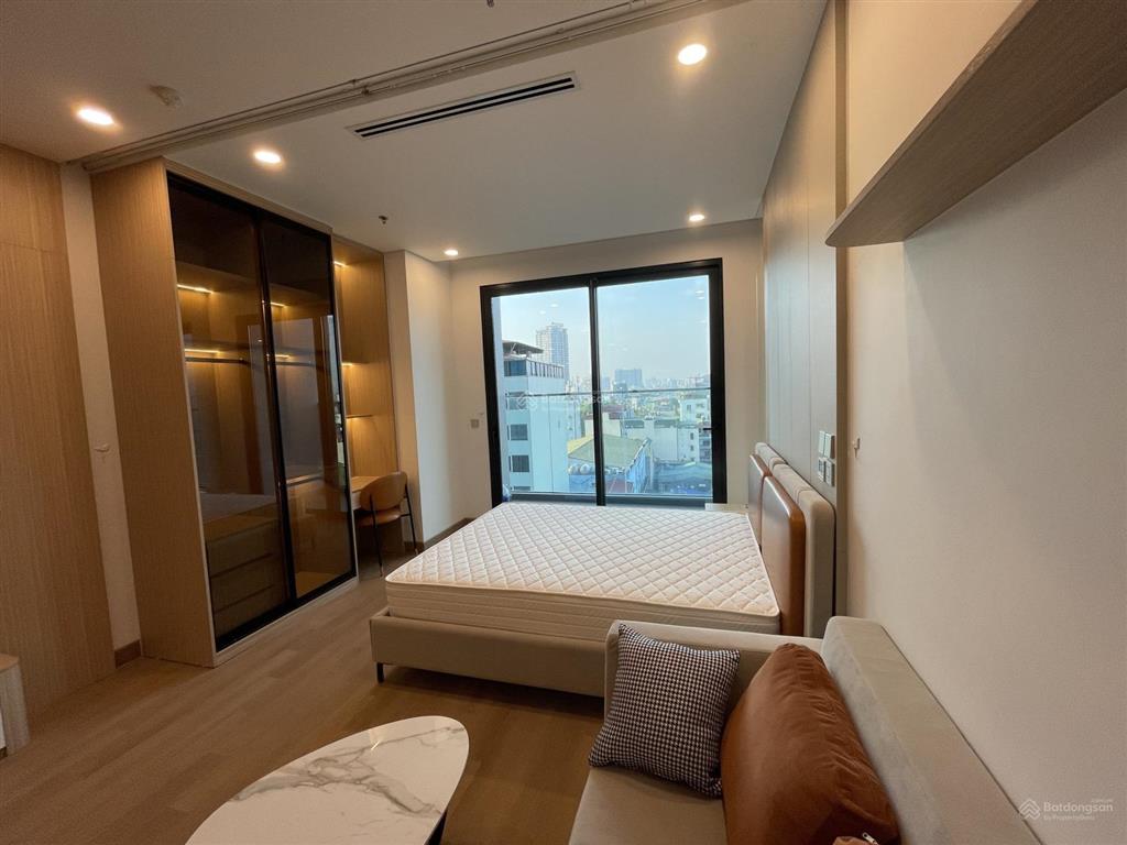 Cho thuê căn 1 ngủ tại the ninety complex  90 láng, miễn phí dv, giá từ 11 tr/th