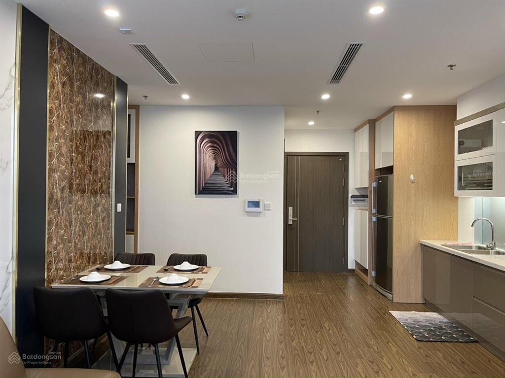 Cho thuê căn 2 phòng ngủ tại golden west, giá 12 tr/th vào ở ngay,  0911,400,844