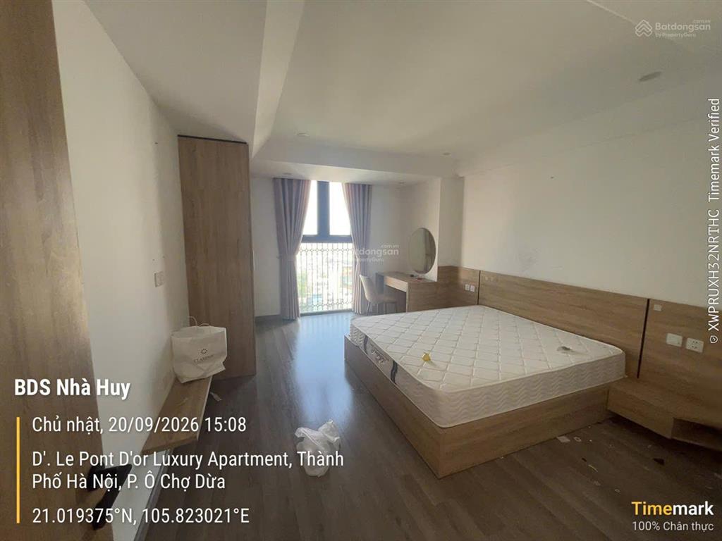 Cho thuê căn hộ tân hoàng minh 36 hoàng cầu, 140m2, 3 phòng ngủ, view hồ,  0911 400 ***