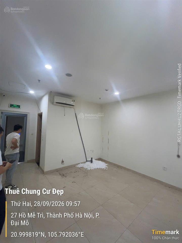 Cho thuê căn hộ studio 36m2 tại trinity mễ trì giá 6 triệu/th.  0911 400 ***