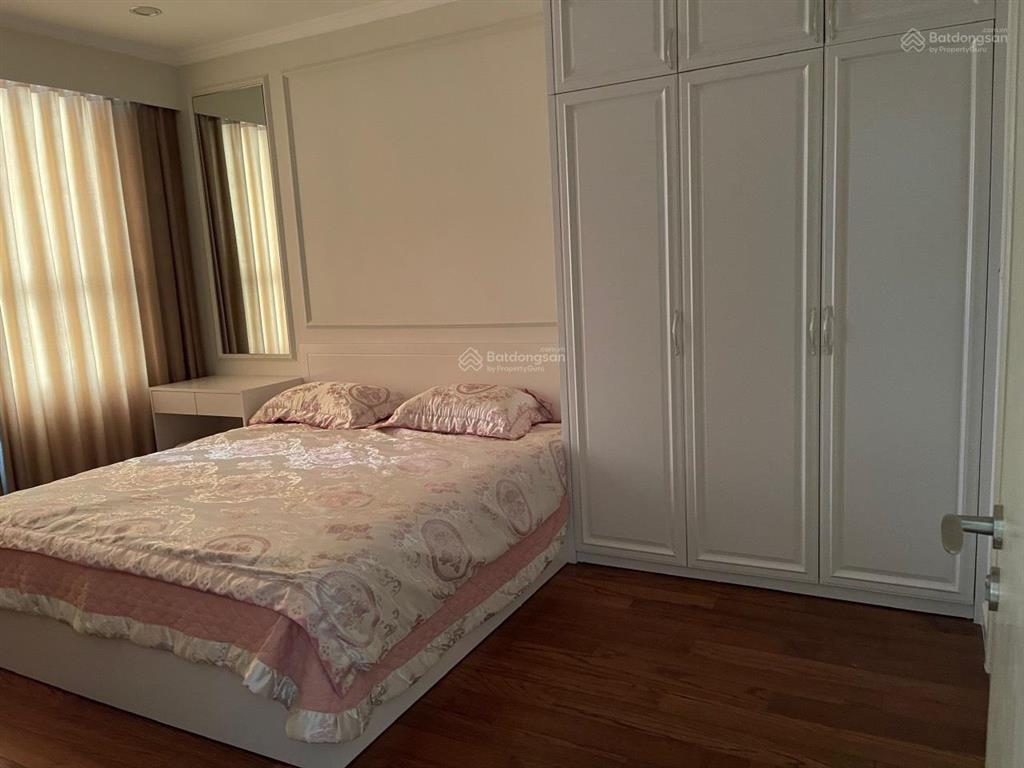 Cho thuê căn hộ 125 hoàng ngân, 2 phòng ngủ đủ đồ giá từ 12 tr/th